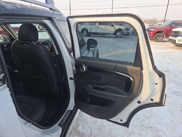 Used 2019 MINI Cooper Countryman S w/ Premium Package image 16