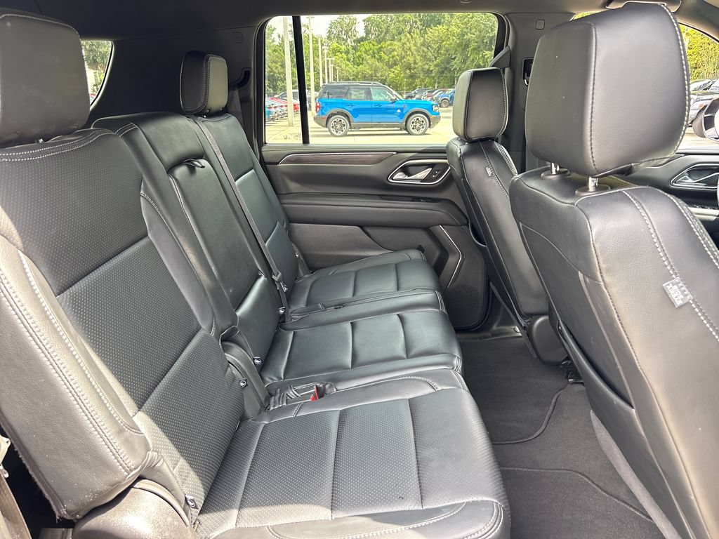 Used 2024 Chevrolet Suburban LS w/ Driver Alert Package AWD/4WD image 28