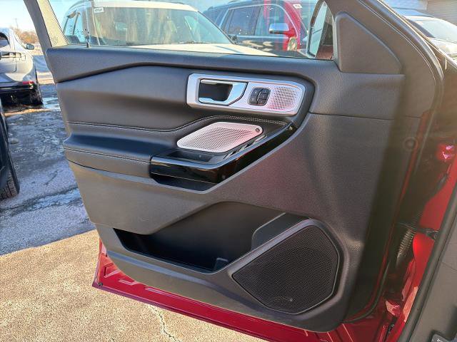 Certified 2021 Ford Explorer ST w/ Equipment Group 401A image 26