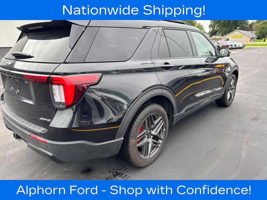 Certified 2025 Ford Explorer ST-Line w/ ST-Line Street Pack AWD/4WD image 4