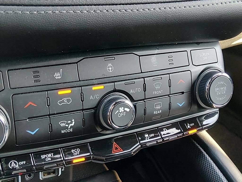 Used 2022 Dodge Durango GT AWD/4WD image 21