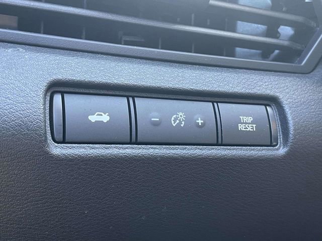 Used 2025 Nissan Altima 2.5 SV image 27