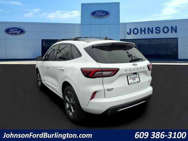 Certified 2023 Ford Escape ST-Line w/ Tech Pack #1 AWD/4WD image 5