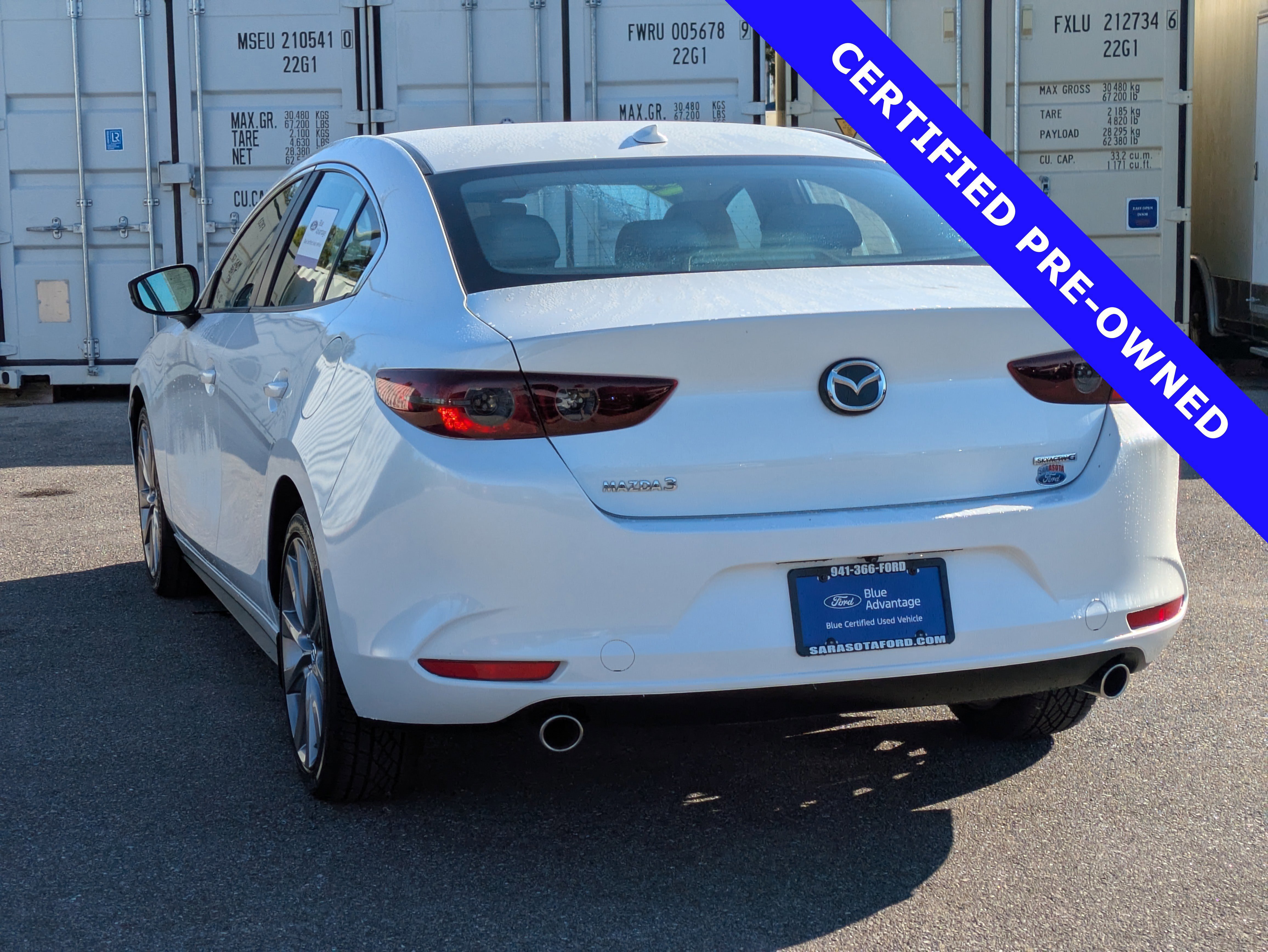 Used 2019 MAZDA MAZDA3 Sedan w/ Preferred Package image 2