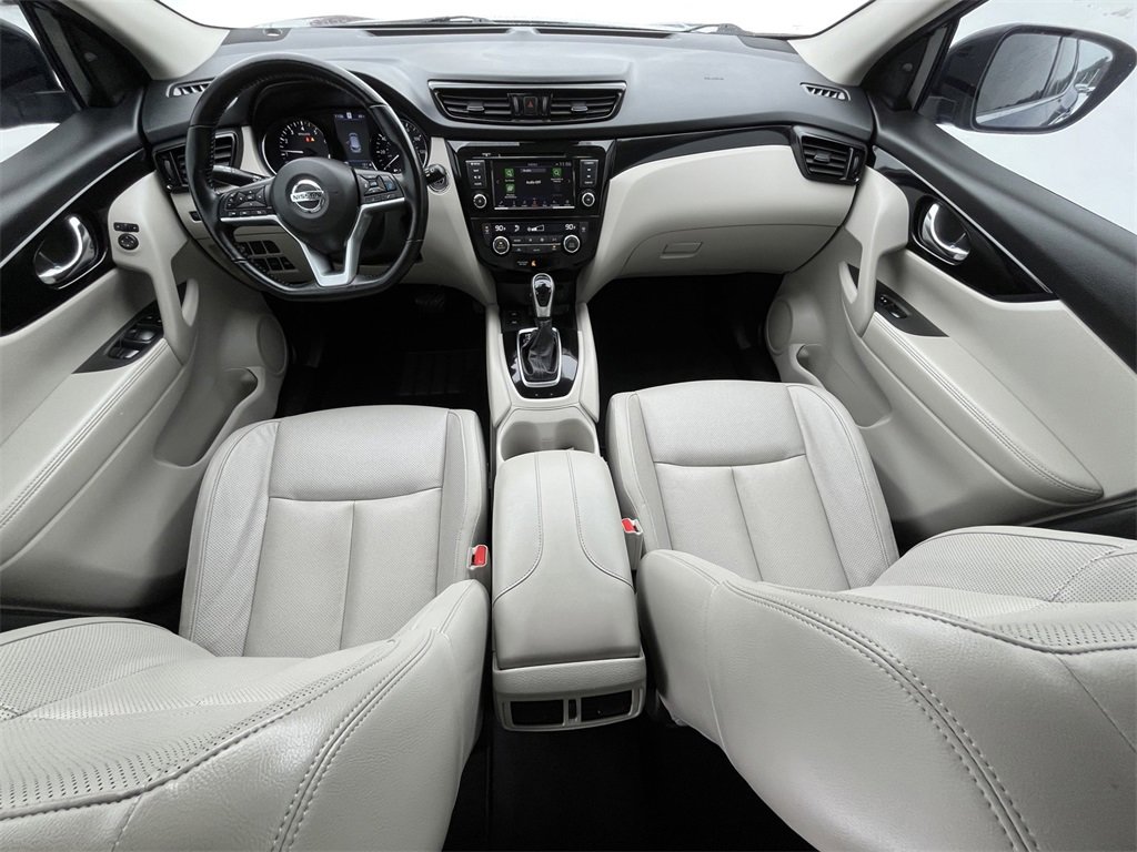 Used 2022 Nissan Rogue Sport SL image 18