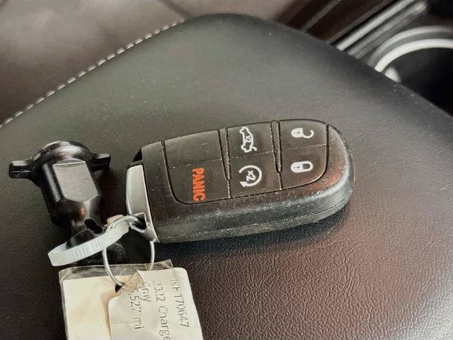 Used 2022 Dodge Charger SXT w/ Blacktop Package AWD/4WD image 22