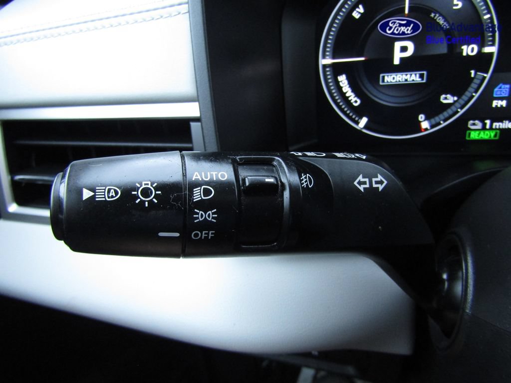 Used 2024 Mitsubishi Outlander SEL AWD/4WD image 30
