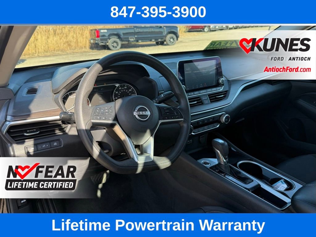 Used 2024 Nissan Altima 2.5 SV image 30