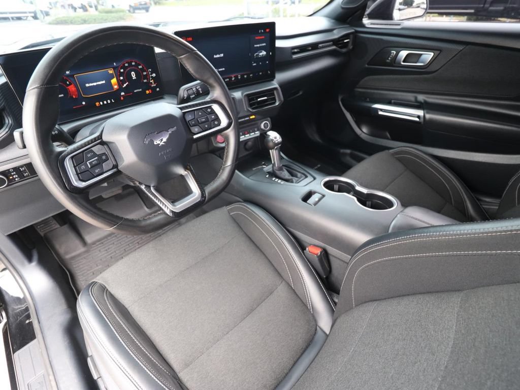 Certified 2024 Ford Mustang Coupe RWD image 6