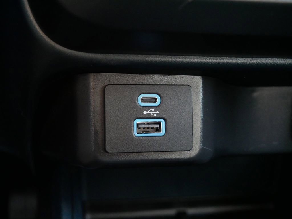 Certified 2024 Ford Maverick XL image 25