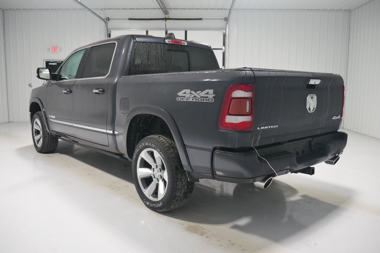 Used 2020 RAM 1500 Limited w/ Off Road Group image 3
