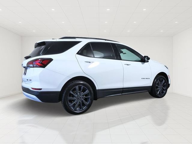 Used 2024 Chevrolet Equinox RS AWD/4WD image 6