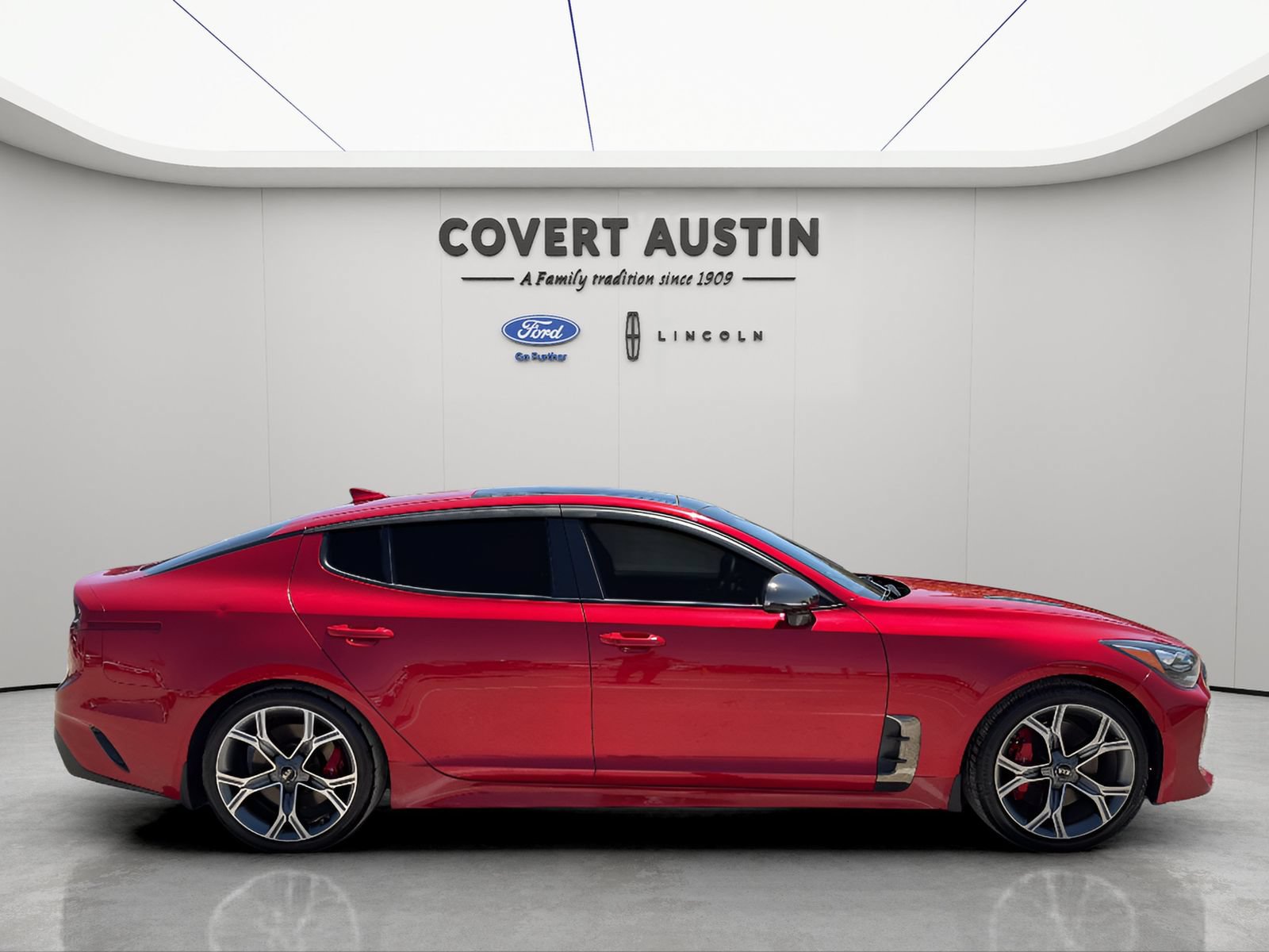 Used 2018 Kia Stinger GT2 AWD/4WD image 6