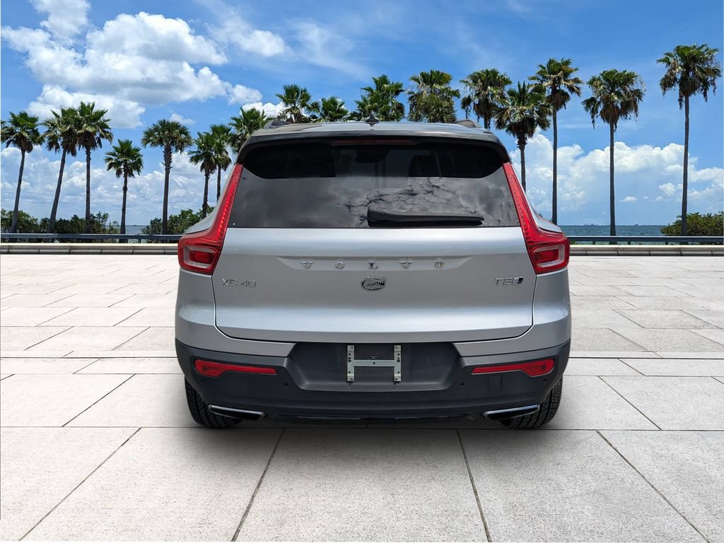 Used 2019 Volvo XC40 T5 R-Design AWD/4WD image 7