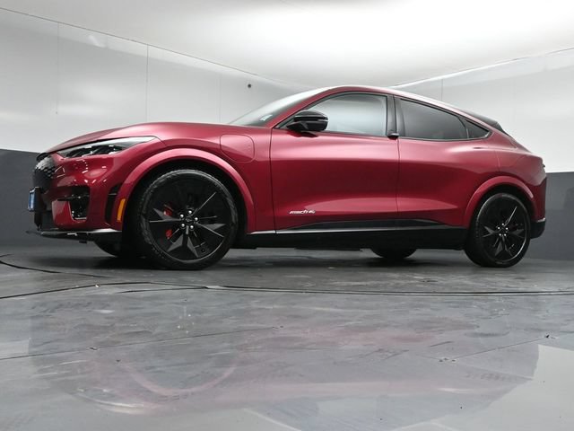 Certified 2025 Ford Mustang Mach-E GT AWD/4WD image 39
