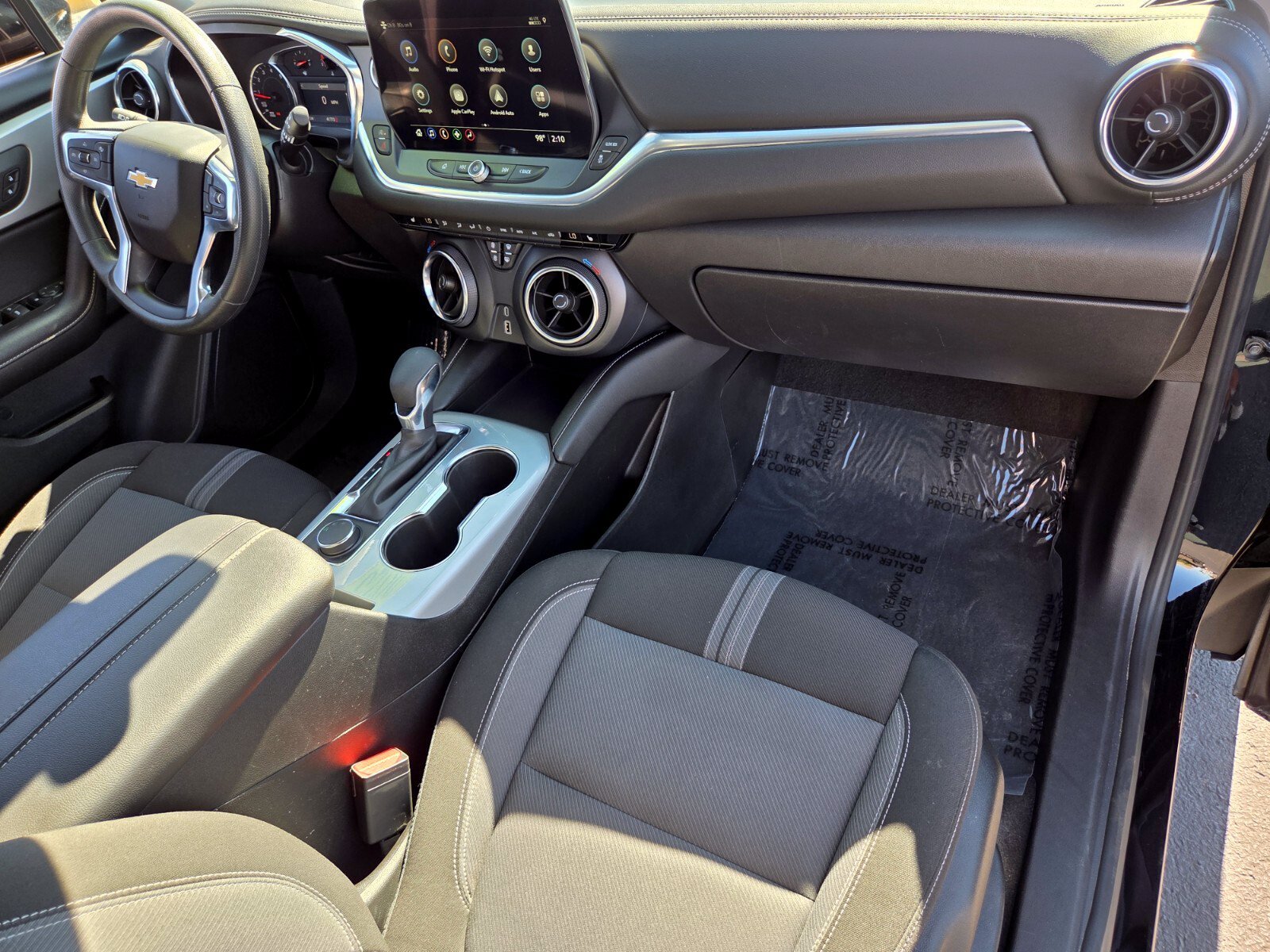 Used 2025 Chevrolet Blazer LT FWD image 16