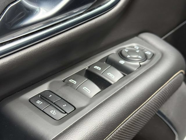 Used 2021 GMC Yukon SLT RWD image 34