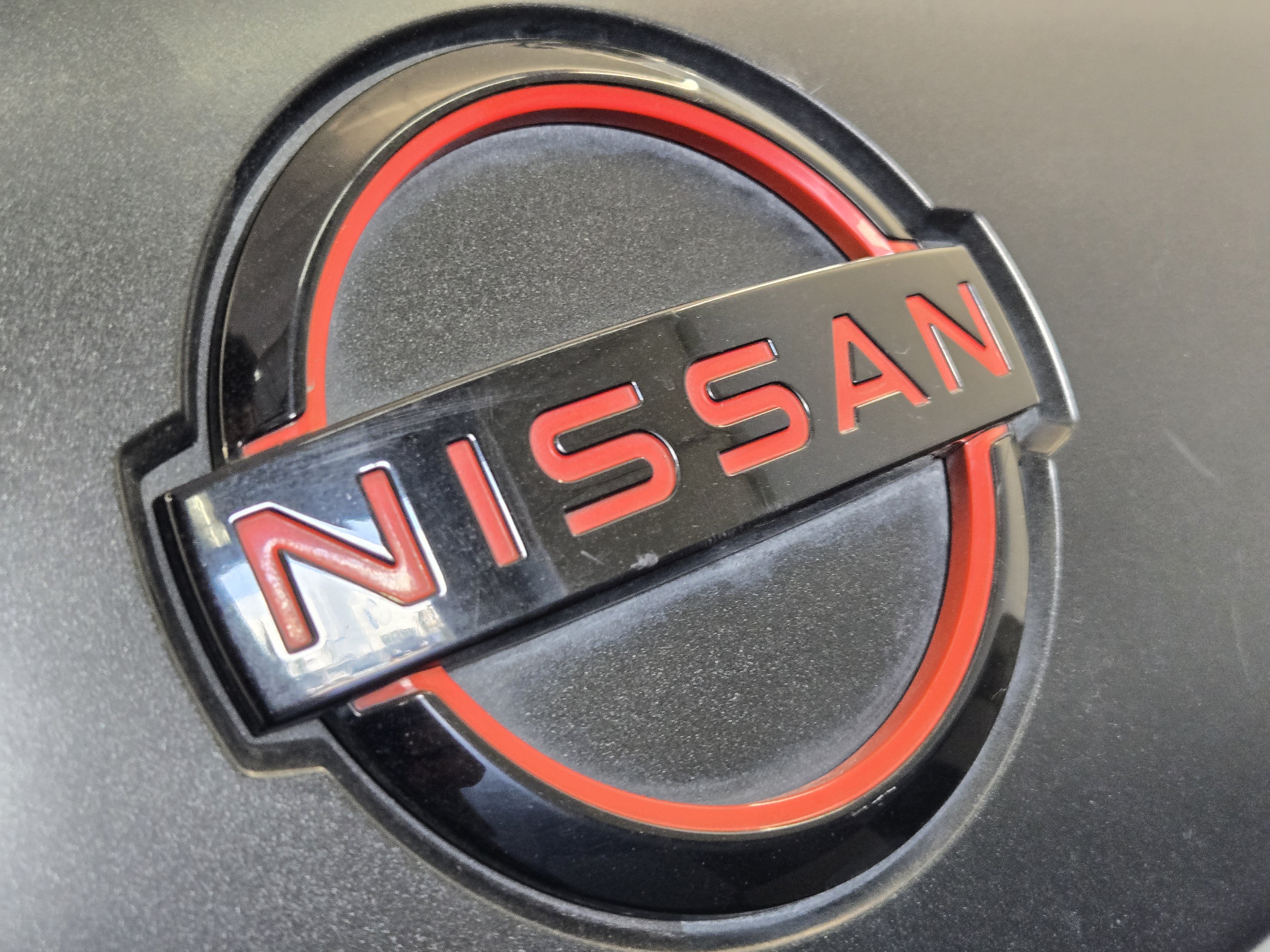 Used 2023 Nissan Titan PRO-4X w/ Pro-4x Convenience Package AWD/4WD image 12