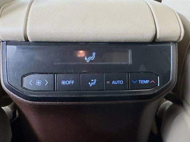 Used 2022 Toyota Highlander Limited image 27