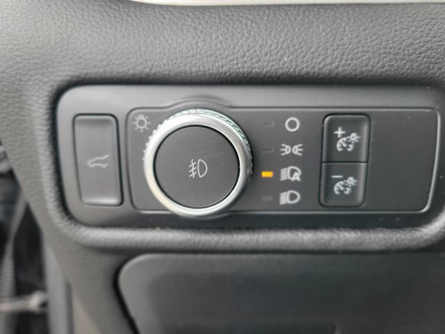 Certified 2022 Ford Explorer XLT w/ Equipment Group 202A image 21