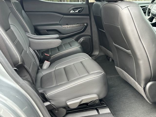 Used 2023 GMC Acadia Denali w/ Denali Technology Package image 15