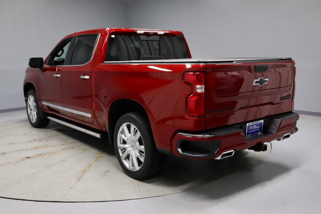 Used 2023 Chevrolet Silverado 1500 High Country w/ High Country Premium Package AWD/4WD image 8