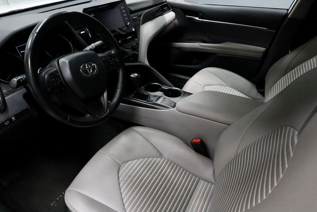 Used 2024 Toyota Camry SE FWD image 22