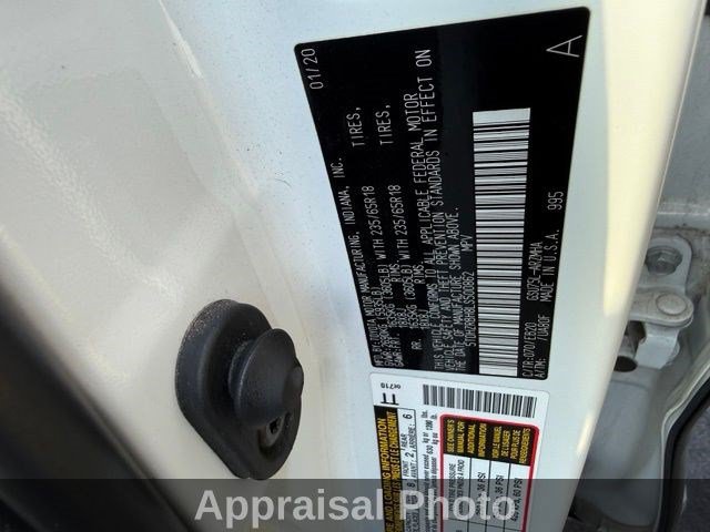 Used 2020 Toyota Highlander XLE AWD/4WD image 11