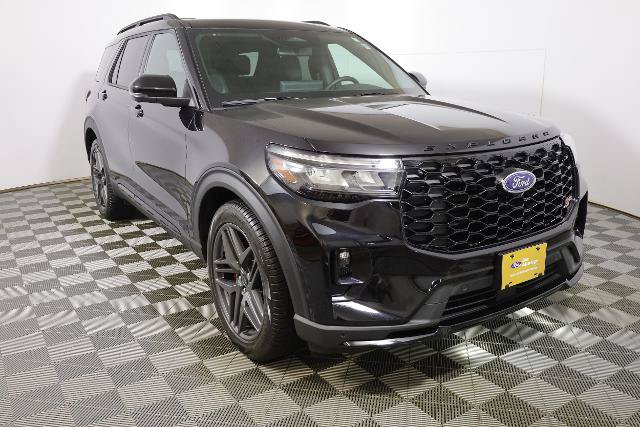 Certified 2026 Ford Explorer ST w/ Sun And Sound Package AWD/4WD image 5