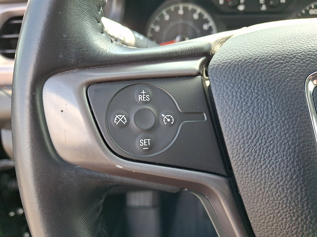 Used 2017 GMC Acadia SLE w/ Driver Alert Package I AWD/4WD image 23