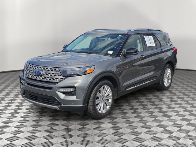 Certified 2023 Ford Explorer Limited w/ Limited Technology Package RWD image 3