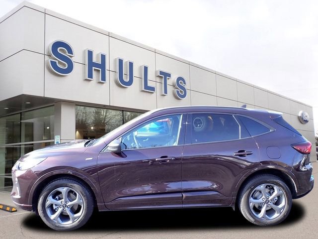 Certified 2023 Ford Escape ST-Line w/ Tech Pack #1 image 6