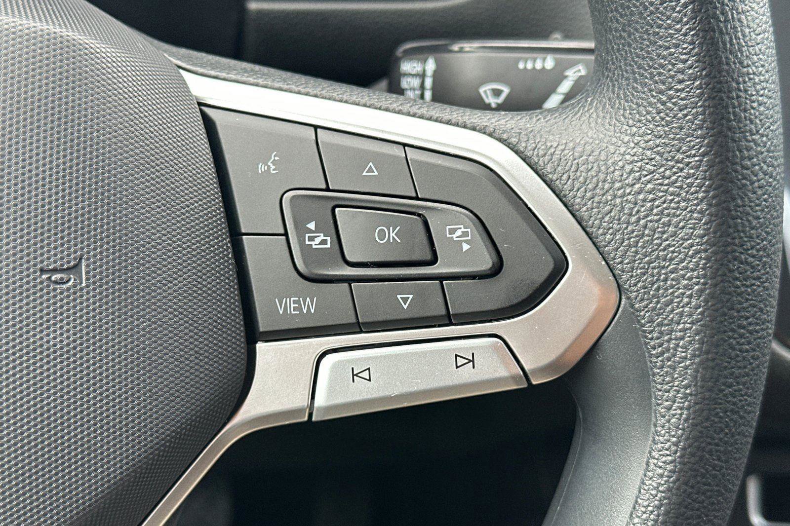 Used 2022 Volkswagen Tiguan S image 27