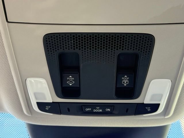 Used 2024 Honda Pilot Elite image 38