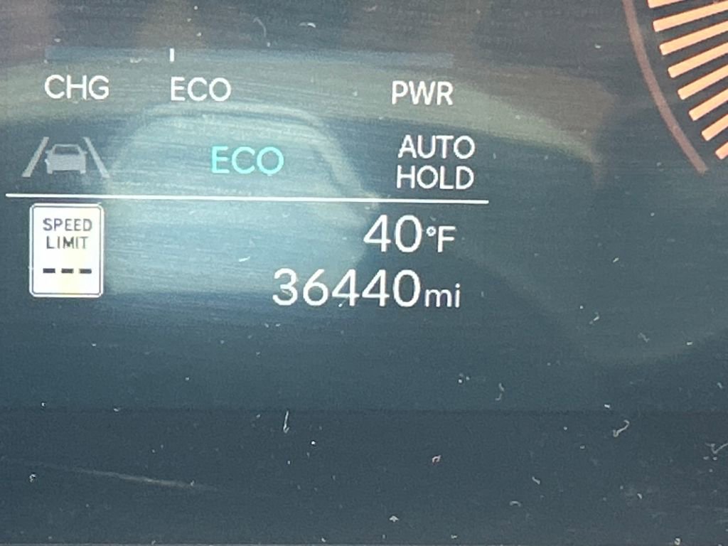 Used 2024 Hyundai Santa Fe SEL image 23