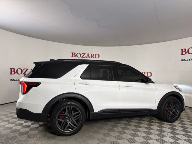 Certified 2025 Ford Explorer ST w/ Sun And Sound Package AWD/4WD image 9