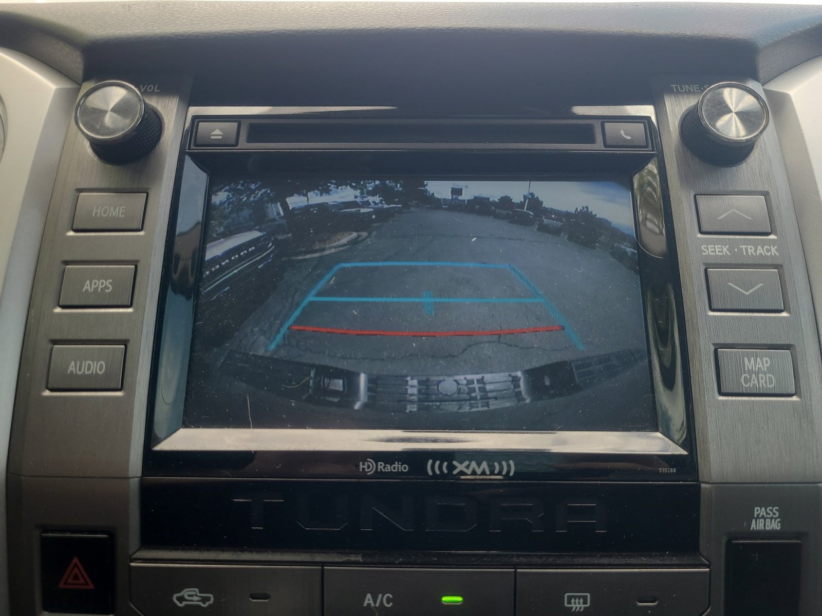Used 2018 Toyota Tundra SR5 AWD/4WD image 28