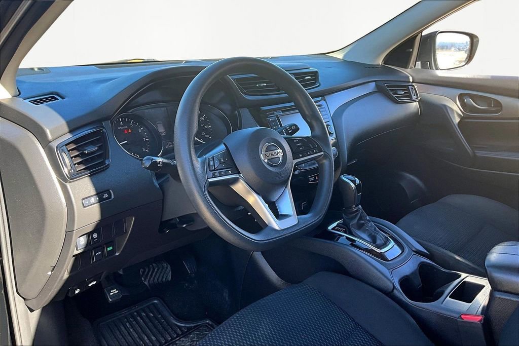 Used 2022 Nissan Rogue Sport S FWD image 13