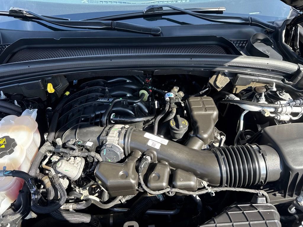 Used 2023 Jeep Grand Cherokee Limited AWD/4WD image 42