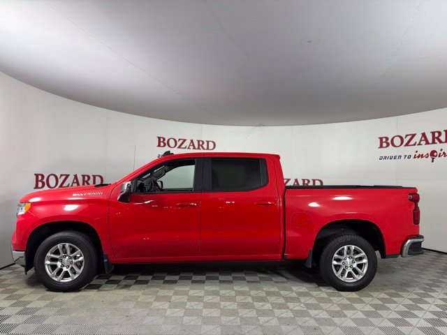 Used 2022 Chevrolet Silverado 1500 LT w/ Protection Package RWD image 5