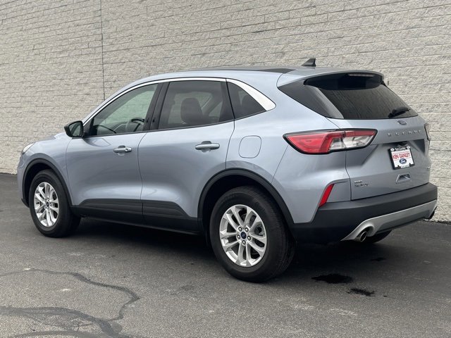 Certified 2022 Ford Escape SE w/ Cold Weather Package image 13