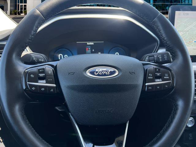 Certified 2023 Ford Escape Platinum w/ Premium Technology Package AWD/4WD image 11