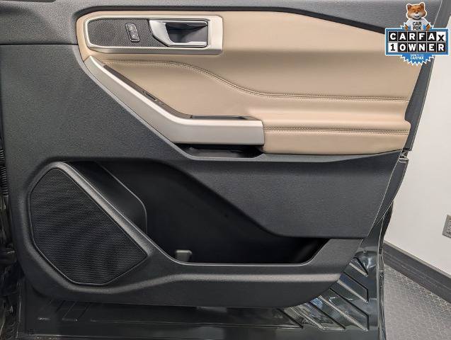Certified 2022 Ford Explorer XLT w/ Equipment Group 202A AWD/4WD image 28