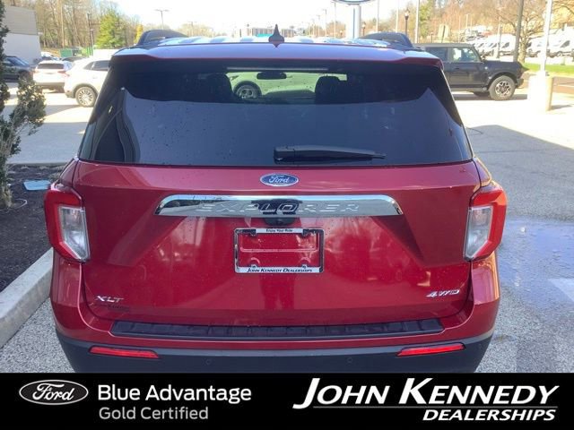 Certified 2024 Ford Explorer XLT w/ Equipment Group 202A image 3