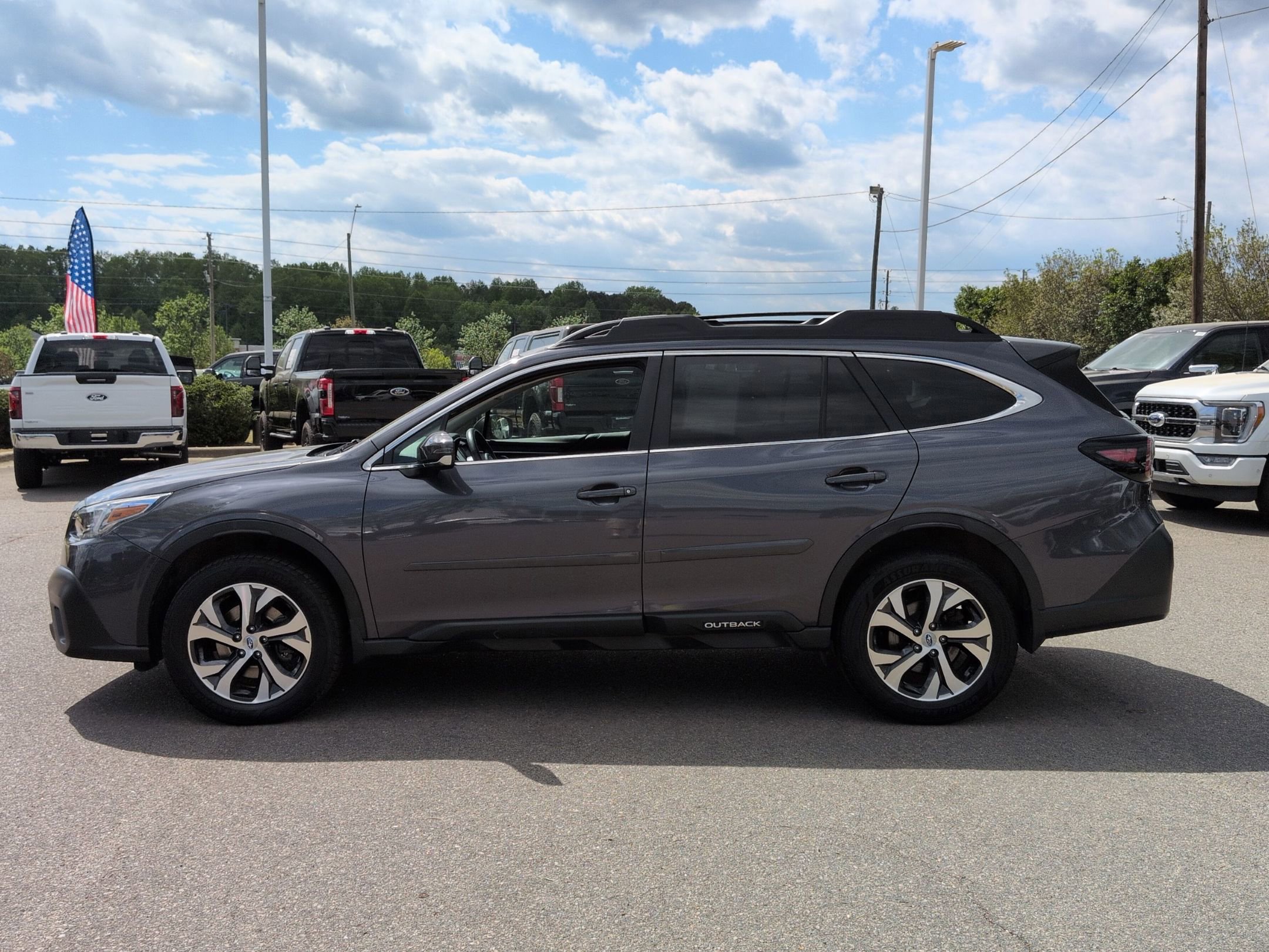 Used 2020 Subaru Outback Limited XT w/ Popular Package #2 image 2