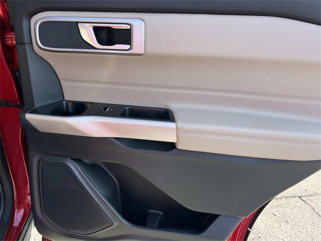 Certified 2021 Ford Explorer XLT w/ Equipment Group 202A image 23