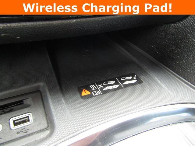 Used 2024 Buick Enclave Essence w/ Sport Touring Edition AWD/4WD image 17
