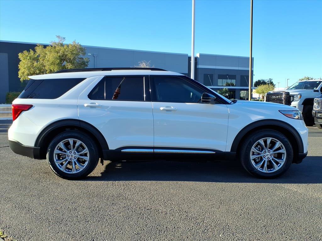 Certified 2022 Ford Explorer XLT w/ Equipment Group 202A image 2
