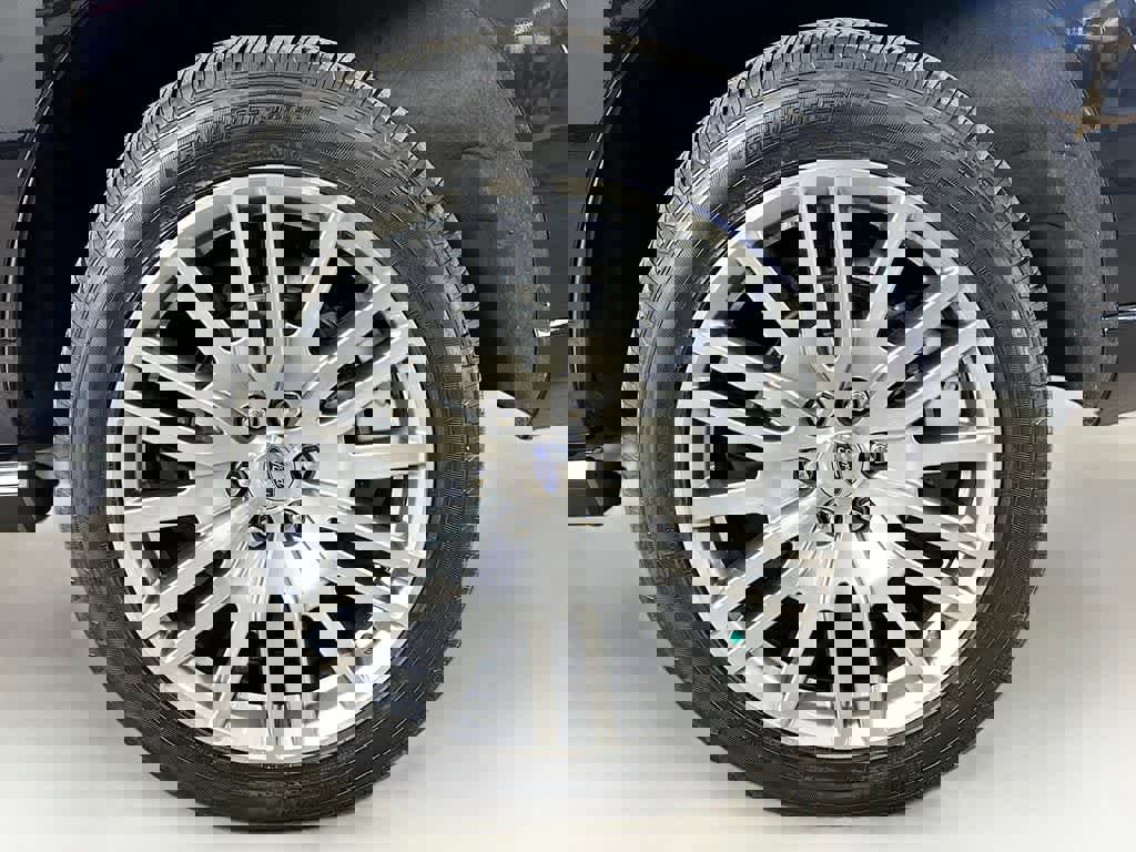 Certified 2023 Ford Expedition Platinum image 8