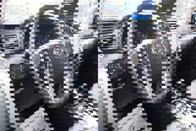 Used 2020 Toyota 4Runner SR5 Premium w/ Moonroof Package image 16